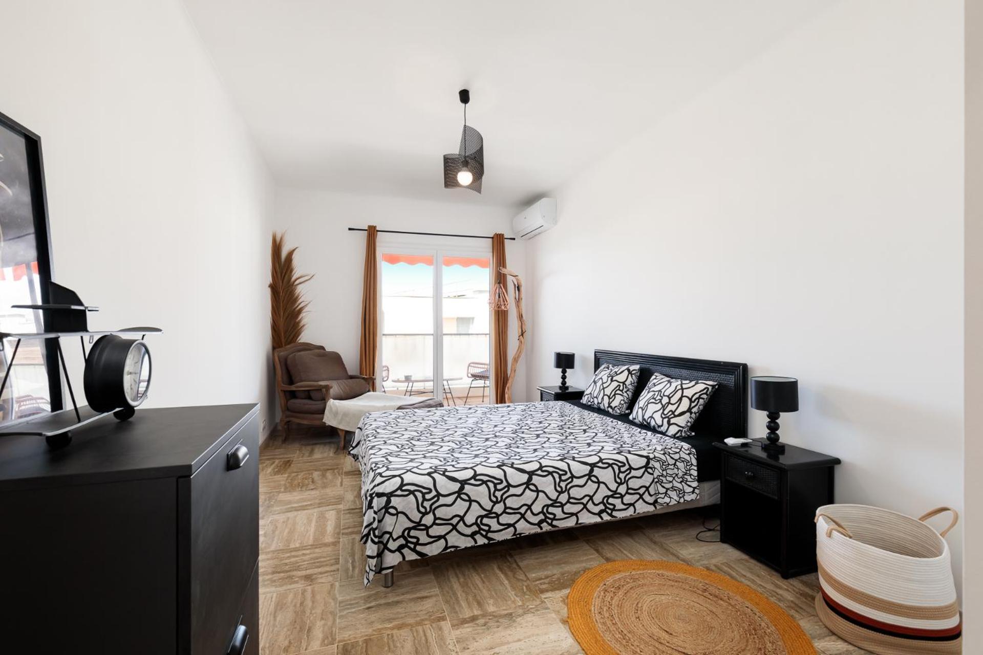 Spacieux Appartement De 114 M2 A 5 Min Des Plages - Proximite Tous Commerces Et Transports Antibes Eksteriør billede